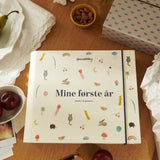 Specialday Barnets bog, mine første år, album - Beige