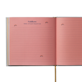 Specialday Barnets bog, mine første år - Beige