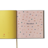 Specialday Barnets bog, mine første år - Beige