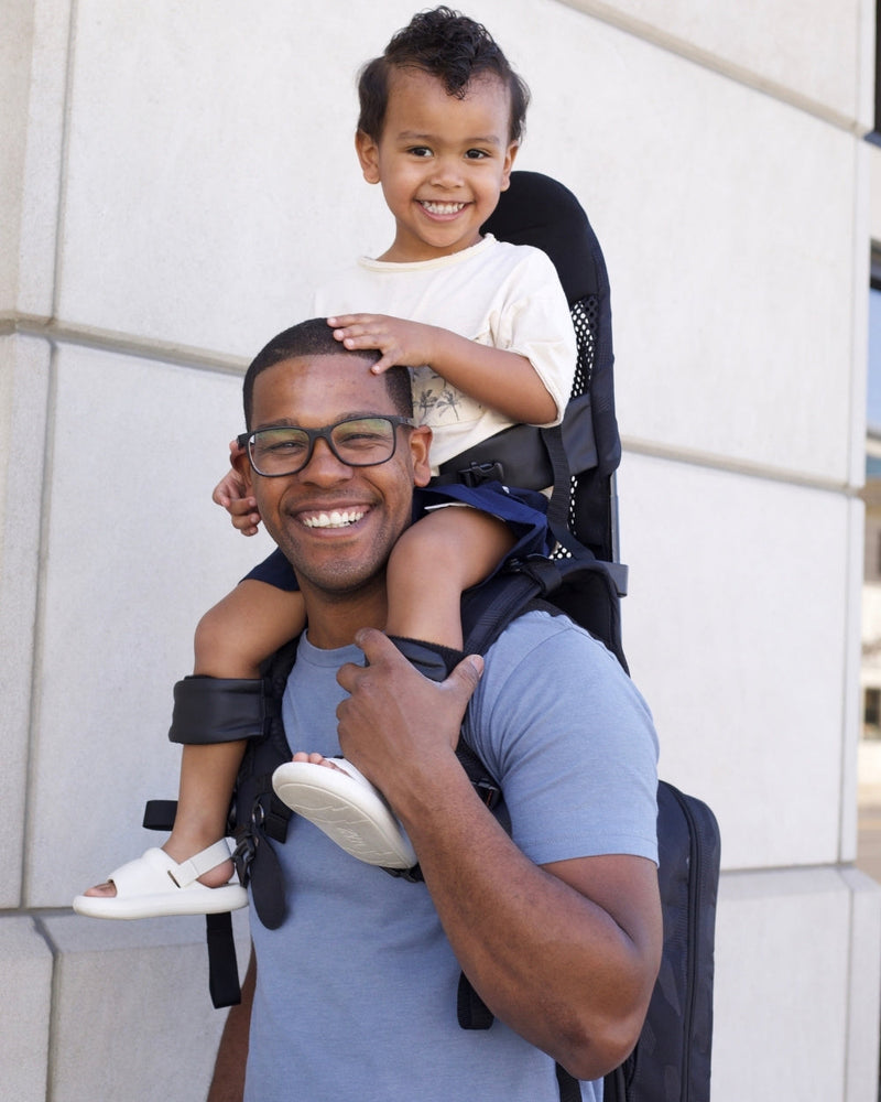 MiniMeis The Shoulder Carrier Bærestol G5 - Black Premium