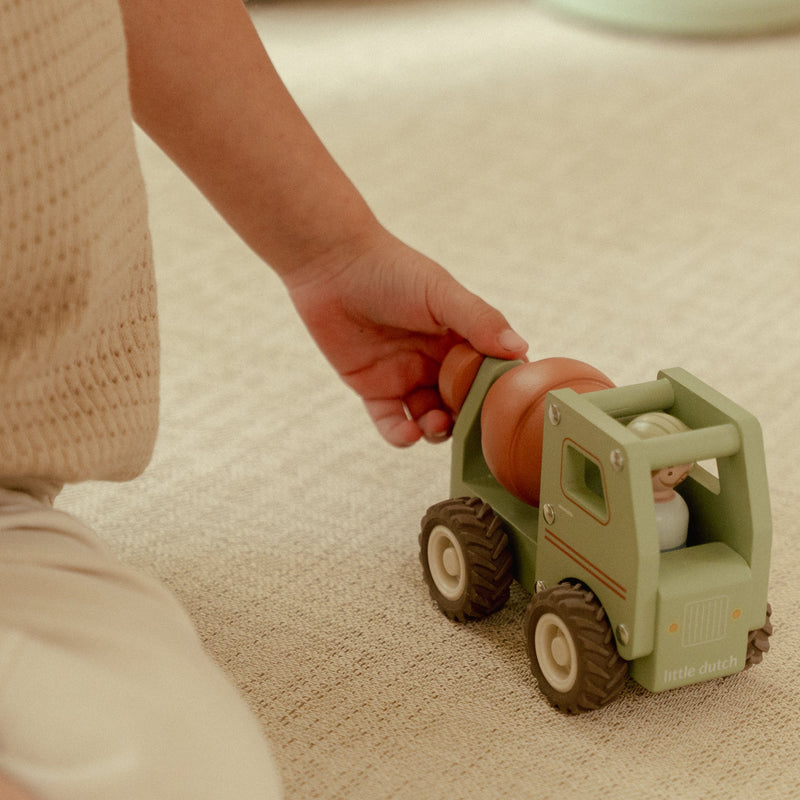 Little Dutch Cement lastbil inkl. chauffør